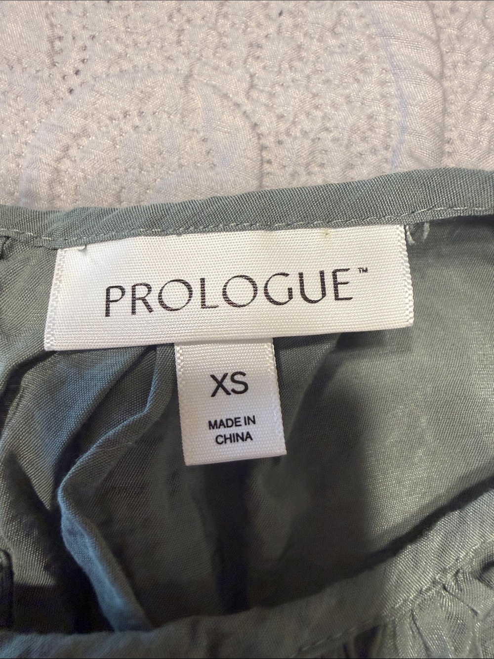 Prologue Olive Puff-Sleeve Midi Dress - Picture 5 of 6